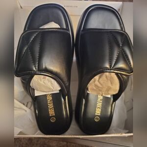 Dream Pairs Black Quilted Slide Sandals